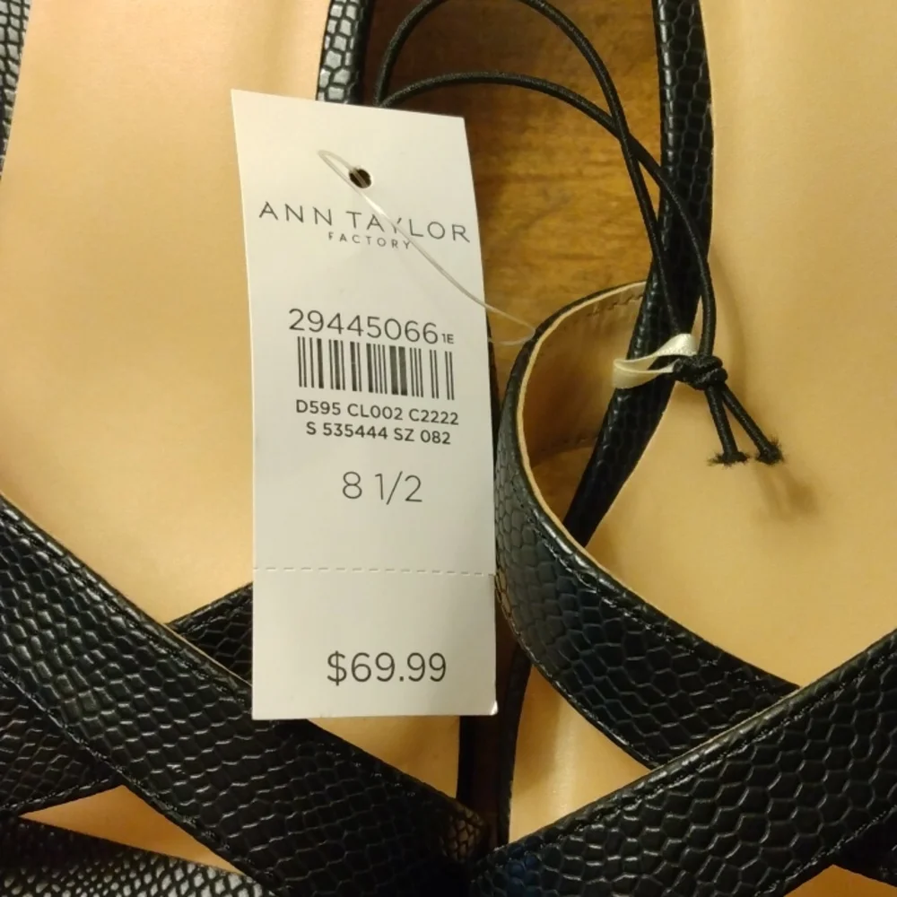 Ann Taylor factory black slingback heel NWT - Picture 2 of 4